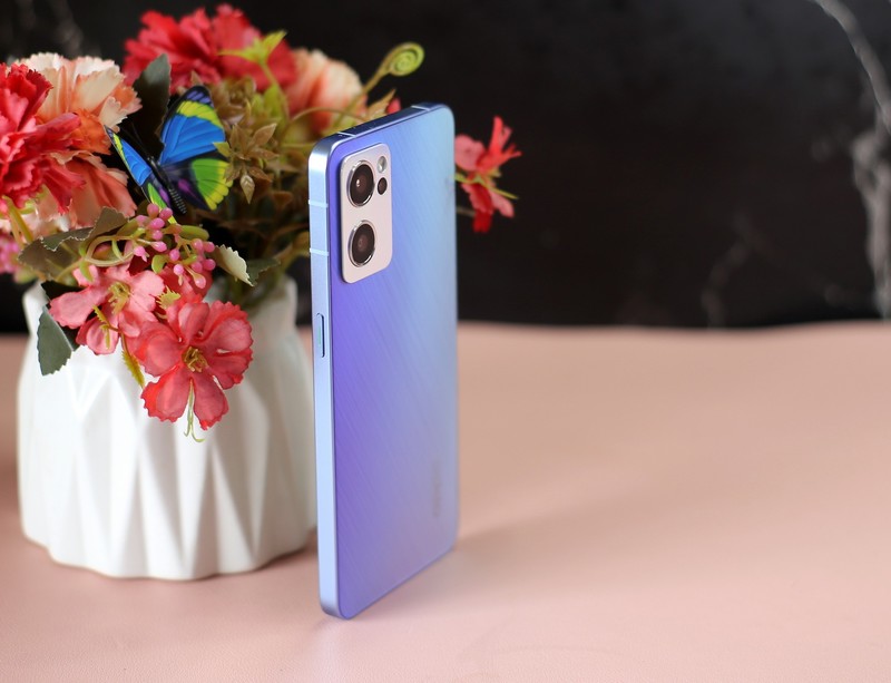 越夜越美丽，OPPO Reno7手机弹子石元宵艺术灯会随拍