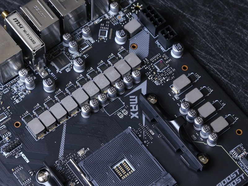 锐龙5000+X570S刀锋主板正式服役，性价比更高