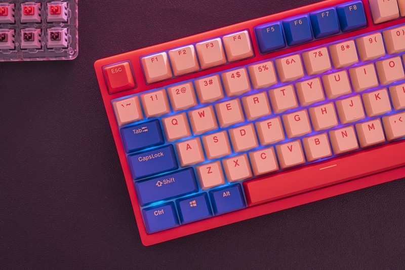 三段PBT键帽五代客制光轴，思巴达长剑机械键盘玩转五行轴