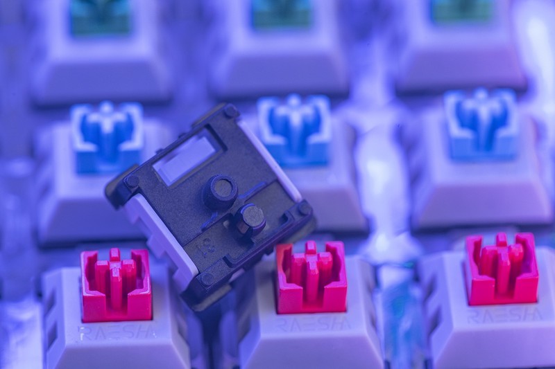 三段PBT键帽五代客制光轴，思巴达长剑机械键盘玩转五行轴