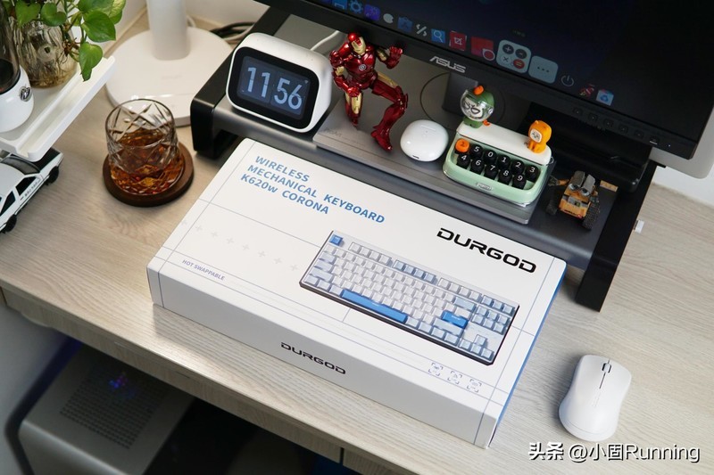 小户人家的半方桌面整合，杜伽620w白光版不是唯一选择，但可以是最佳选择