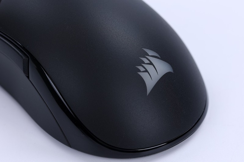 游戏党外设升级必备，美商海盗船K70 RGB PRO+ 圣剑SABRE有线鼠标使用分享