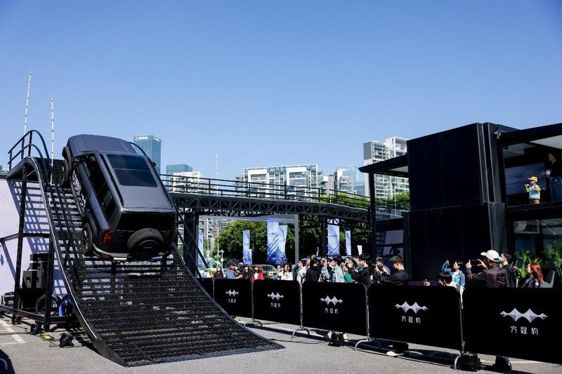 超级混动硬派SUV——方程豹 豹5！今天，试乘后，真的让我大为赞叹