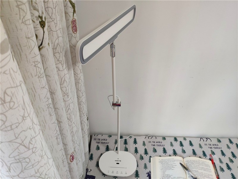 书客L1Pro护眼台灯体验：还原自然光，无频闪，轻松告别眼疲劳