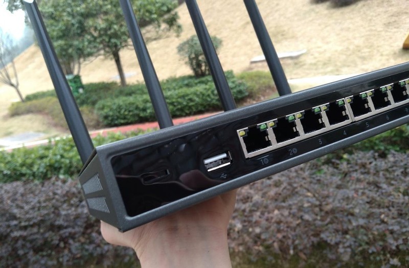 4G智能组网，蒲公英X4 Pro开启连锁门店网络新时代！