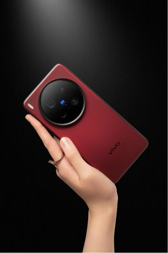 vivo X200 Ultra要来啦，移动影像颠覆从此开始
