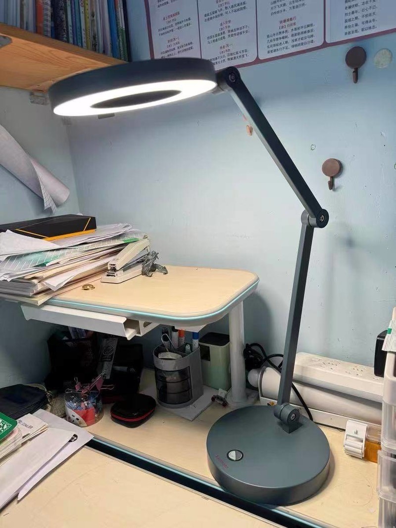 学生护眼落地灯什么牌子的好？实测揭秘2025好用又实惠的护眼落地灯