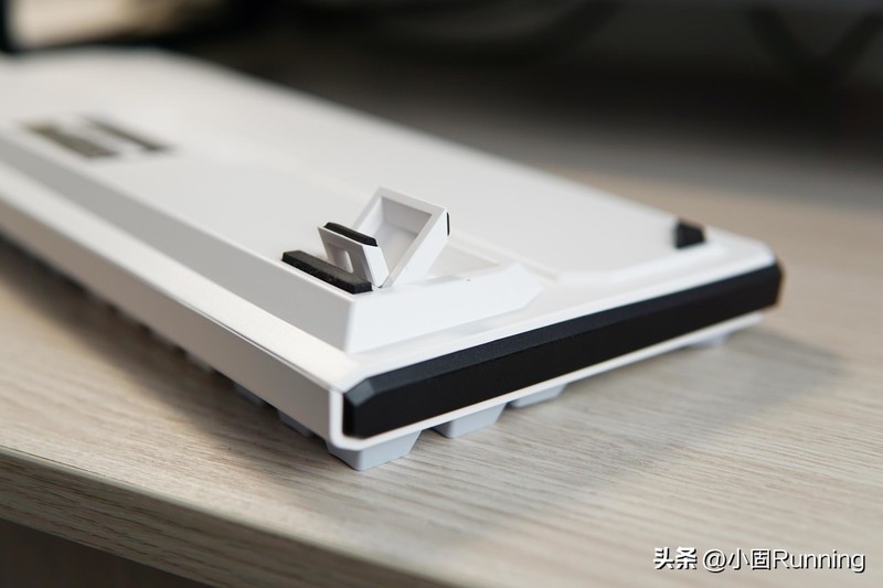 小户人家的半方桌面整合，杜伽620w白光版不是唯一选择，但可以是最佳选择