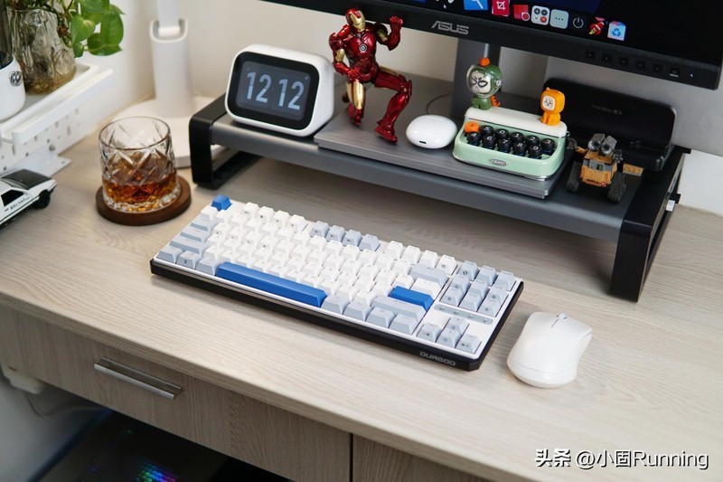 小户人家的半方桌面整合，杜伽620w白光版不是唯一选择，但可以是最佳选择