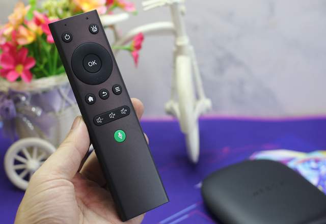 界面清爽内容丰富，泰捷WE60 Pro电视盒子