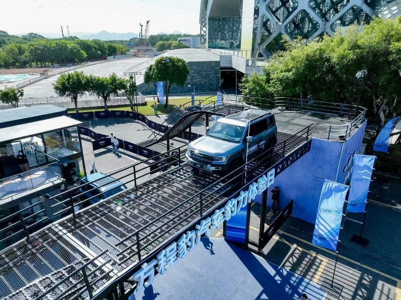 超级混动硬派SUV——方程豹 豹5！今天，试乘后，真的让我大为赞叹