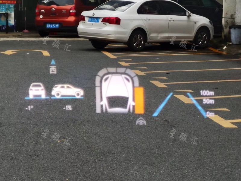 21款奔驰GLE450升级HUD抬头显示 直视仪表信息