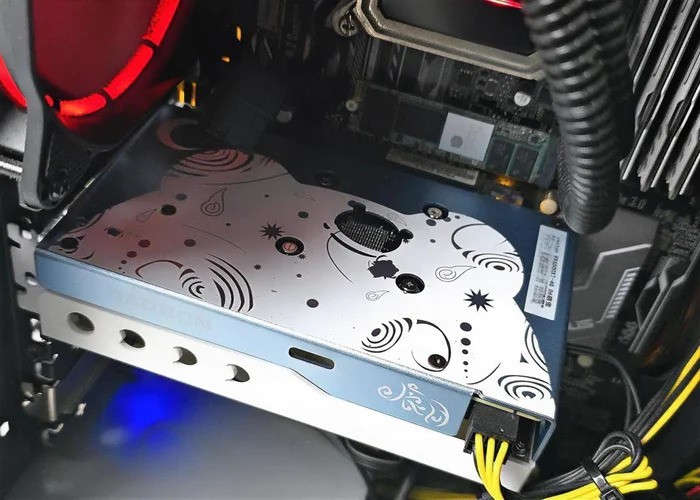 用i7旗舰+盈通RX6500XT萌宠组了一台炒股机