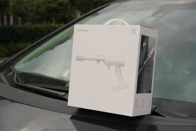 米家无线洗车机，充一次电MPV都可以轻松洗好