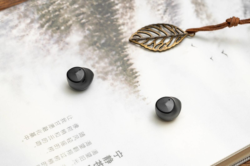 不到300元拿下，完美解决久戴压迫感，JEET Air2迷你蓝牙耳机评测