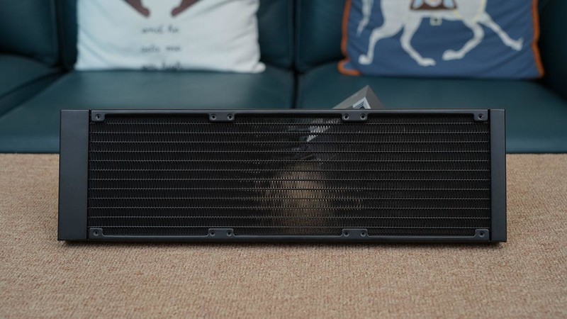 用ChatGPT写配置单靠谱吗？Ai配机PK人工配机打造的高端生产力主机