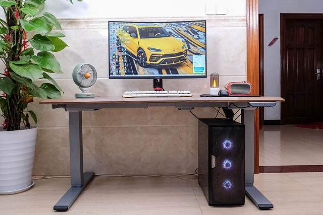 久坐腰酸背痛，乐歌电动升降桌E5S坐站循环交替，让腰背透个气