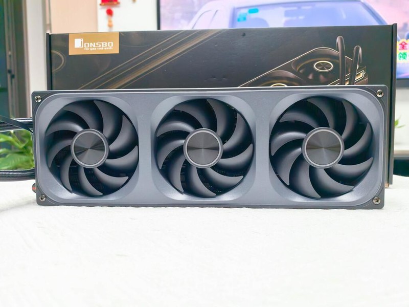 首创水冷连体式风扇，乔思伯TH-360水冷散热器颜值与性能兼顾