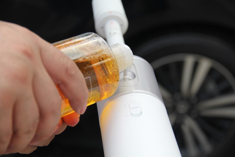 米家无线洗车机，充一次电MPV都可以轻松洗好