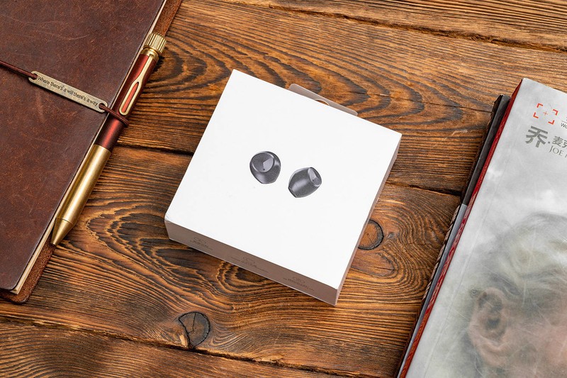 不到300元拿下，完美解决久戴压迫感，JEET Air2迷你蓝牙耳机评测