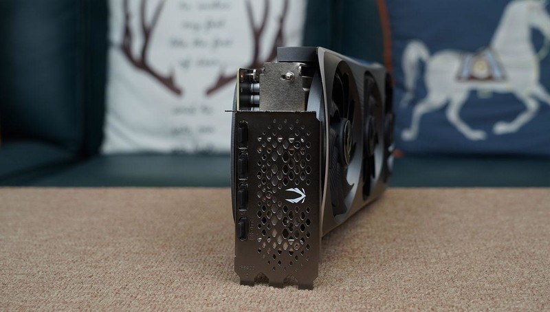 用ChatGPT写配置单靠谱吗？Ai配机PK人工配机打造的高端生产力主机