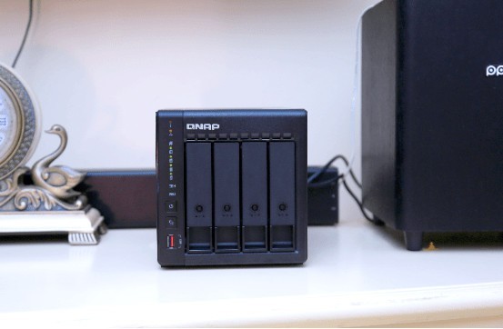 存储升级+折腾Kodi教程，解锁威联通TS-464C2的更多玩法