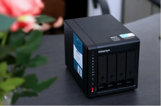 存储升级+折腾Kodi教程，解锁威联通TS-464C2的更多玩法