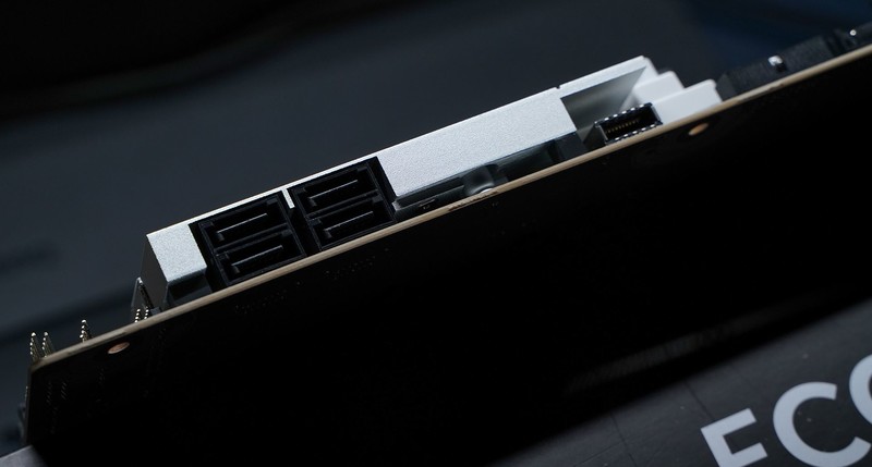 纯白战神来临 微星MPG Z890 EDGE TI WIFI主板开箱