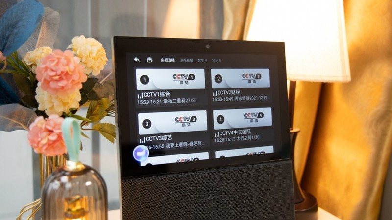 天猫精灵V10智能屏评测，老人小孩都爱用它