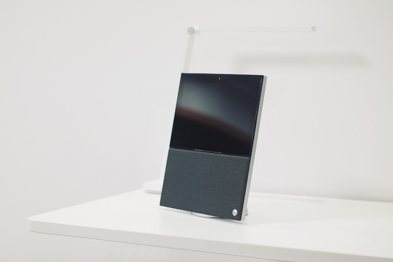 拥有一台大屏幕的天猫精灵是什么体验？天猫精灵V10开箱体验