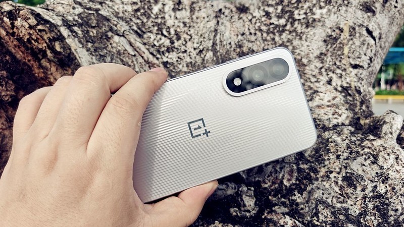 一加 Ace 5 至尊版评测：电竞三芯重构游戏旗舰标准