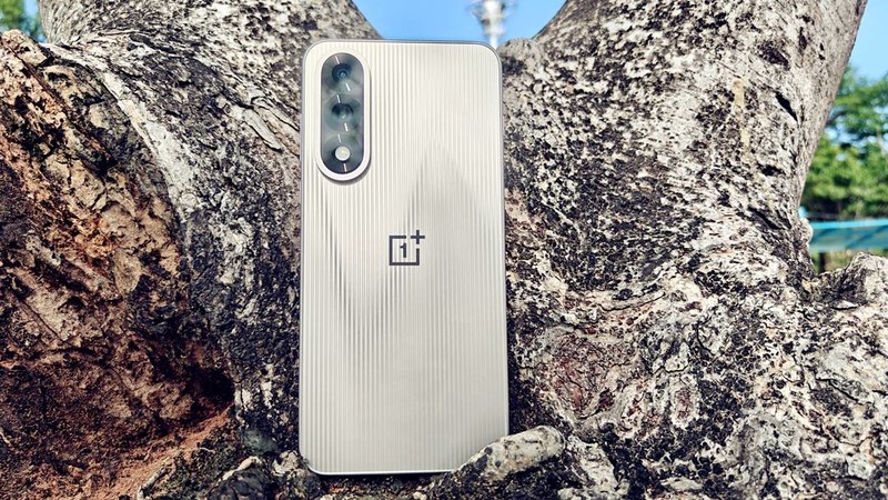 一加 Ace 5 至尊版评测：电竞三芯重构游戏旗舰标准