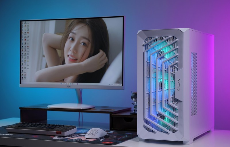 新一代特供神U小黑盒13490F性能咋样，配置咋选？装机实测告诉你