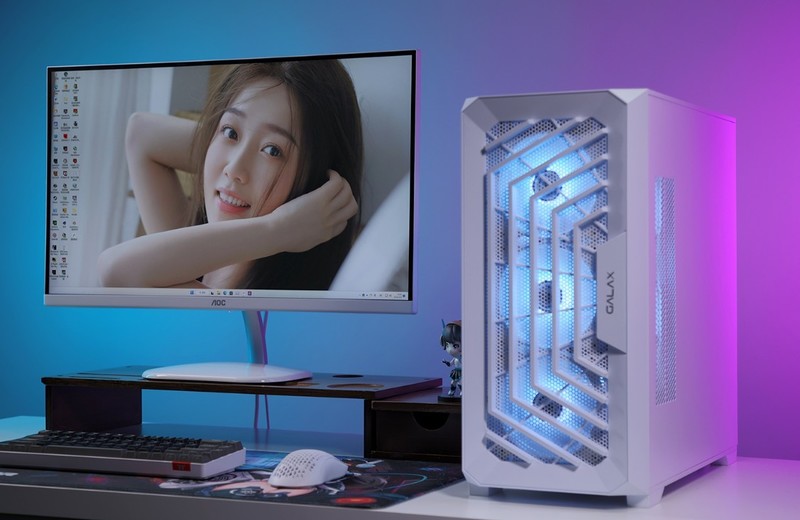 新一代特供神U小黑盒13490F性能咋样，配置咋选？装机实测告诉你