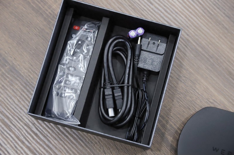 丝滑流畅无广告，泰捷WE40S电视盒子开箱分享