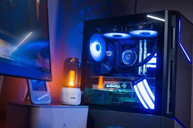 200多元买RGB机箱？应该没比它更合适的了，骨伽双刃装机