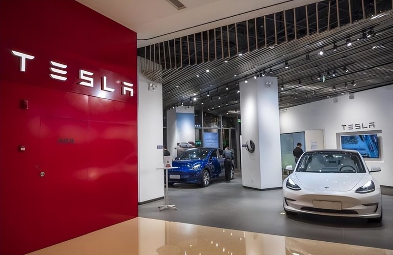 特斯拉中国大动作：Model Y涨价五千，网友吵翻天！背后原因是？