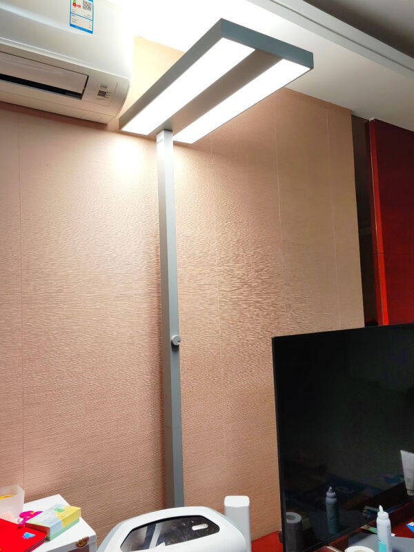 儿童护眼落地灯哪个牌子好？适合孩子读书用的护眼落地灯