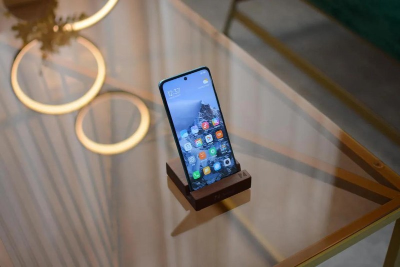 游戏爱好者看过来，续航散热都有的Redmi note 10 Pro来了