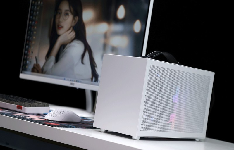 回家过年也要爽玩3A大作，将3080显卡塞进闪鳞S400小机箱攒个便携小钢炮主机