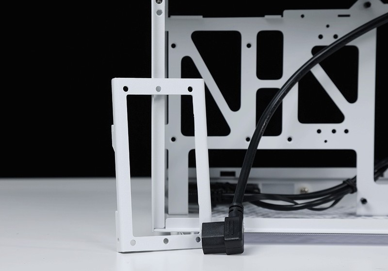 回家过年也要爽玩3A大作，将3080显卡塞进闪鳞S400小机箱攒个便携小钢炮主机