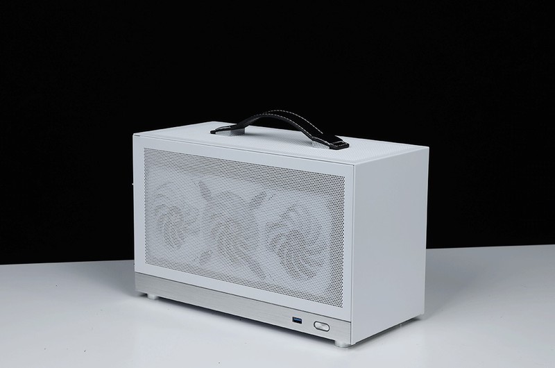 回家过年也要爽玩3A大作，将3080显卡塞进闪鳞S400小机箱攒个便携小钢炮主机