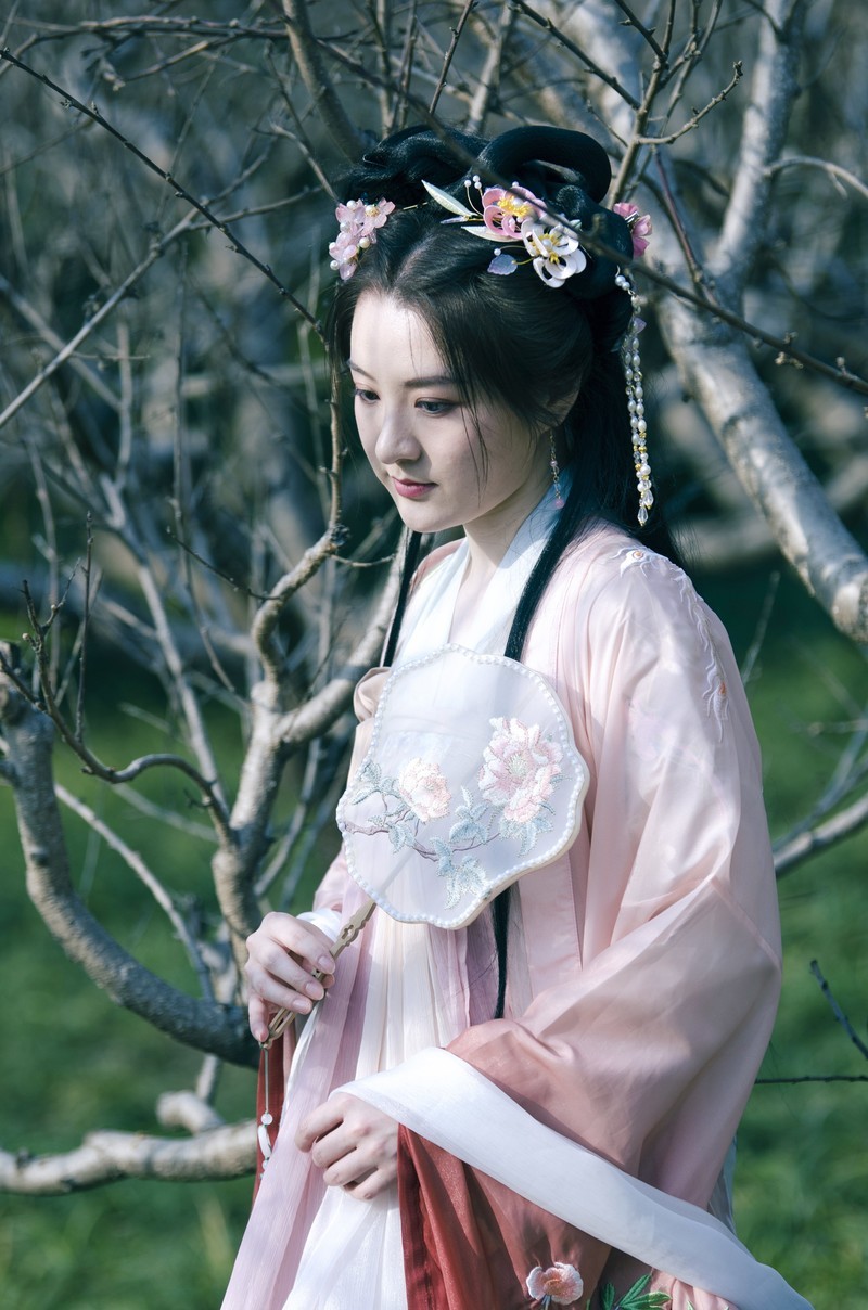 【原创】谁说尼康不能拍妹子