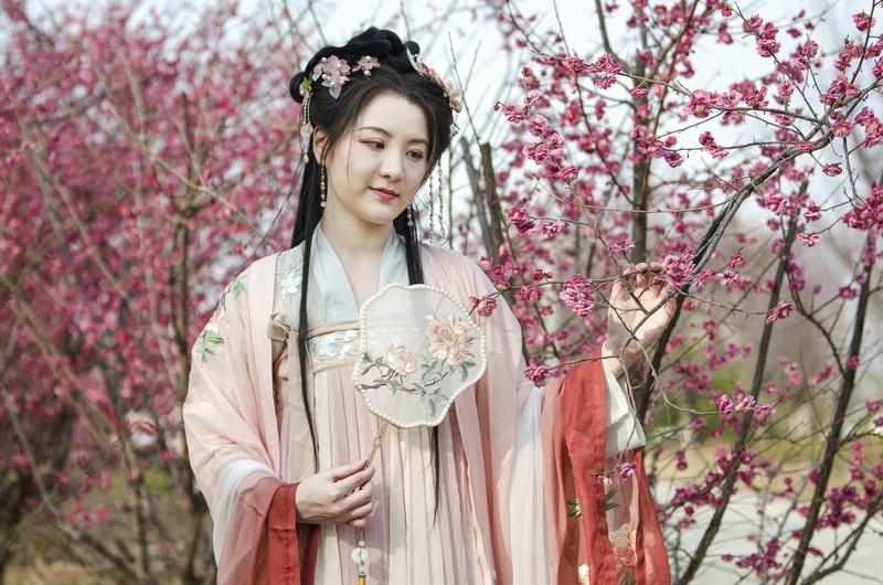 【原创】谁说尼康不能拍妹子