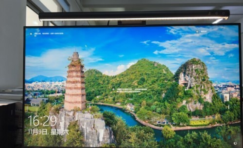 屏幕挂灯还要开灯吗？解读屏幕挂灯对屏幕有损害吗