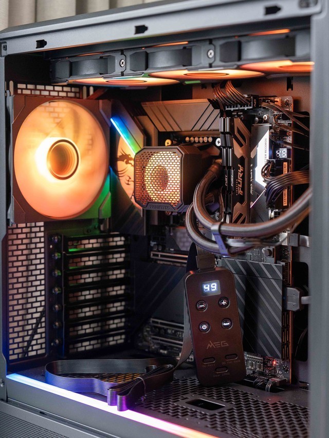 一键9600MHz，微星MEG Z890 UNIFY-X主板傻瓜超频教学