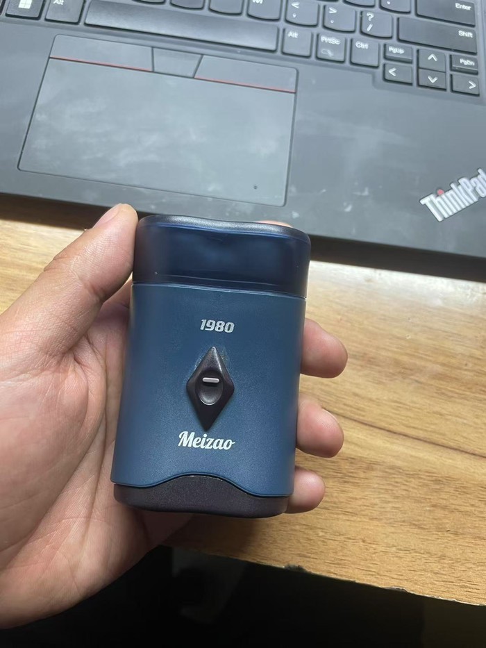 美枣MEIZAO RS1980剃须刀使用一周年纪念日