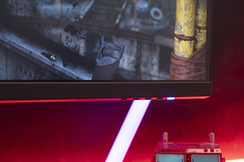 一步到位，4K 144Hz高刷爽快玩，泰坦军团P2SA2V旗舰电竞显示器