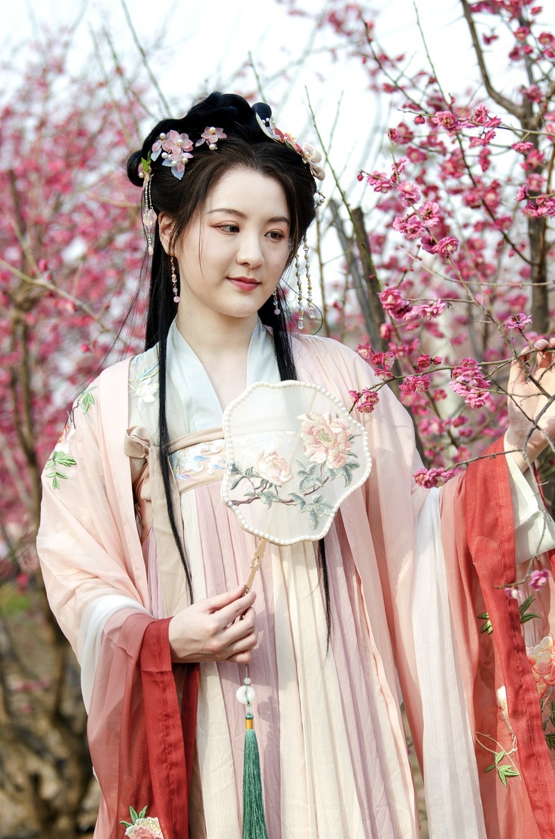 【原创】谁说尼康不能拍妹子