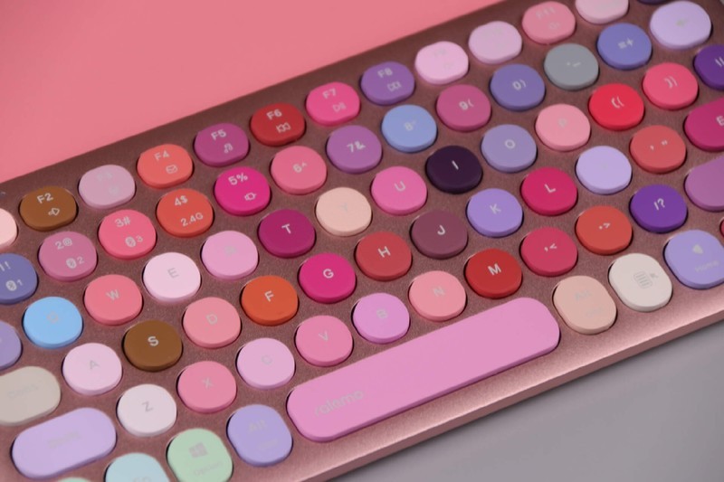 键帽色彩玩出花！支持多模连接，雷柏ralemo Pre 2 mini彩妆键盘体验